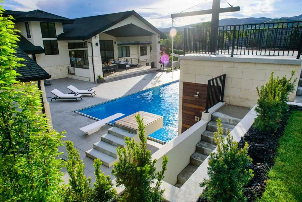 Deep Blue Pools & Spas