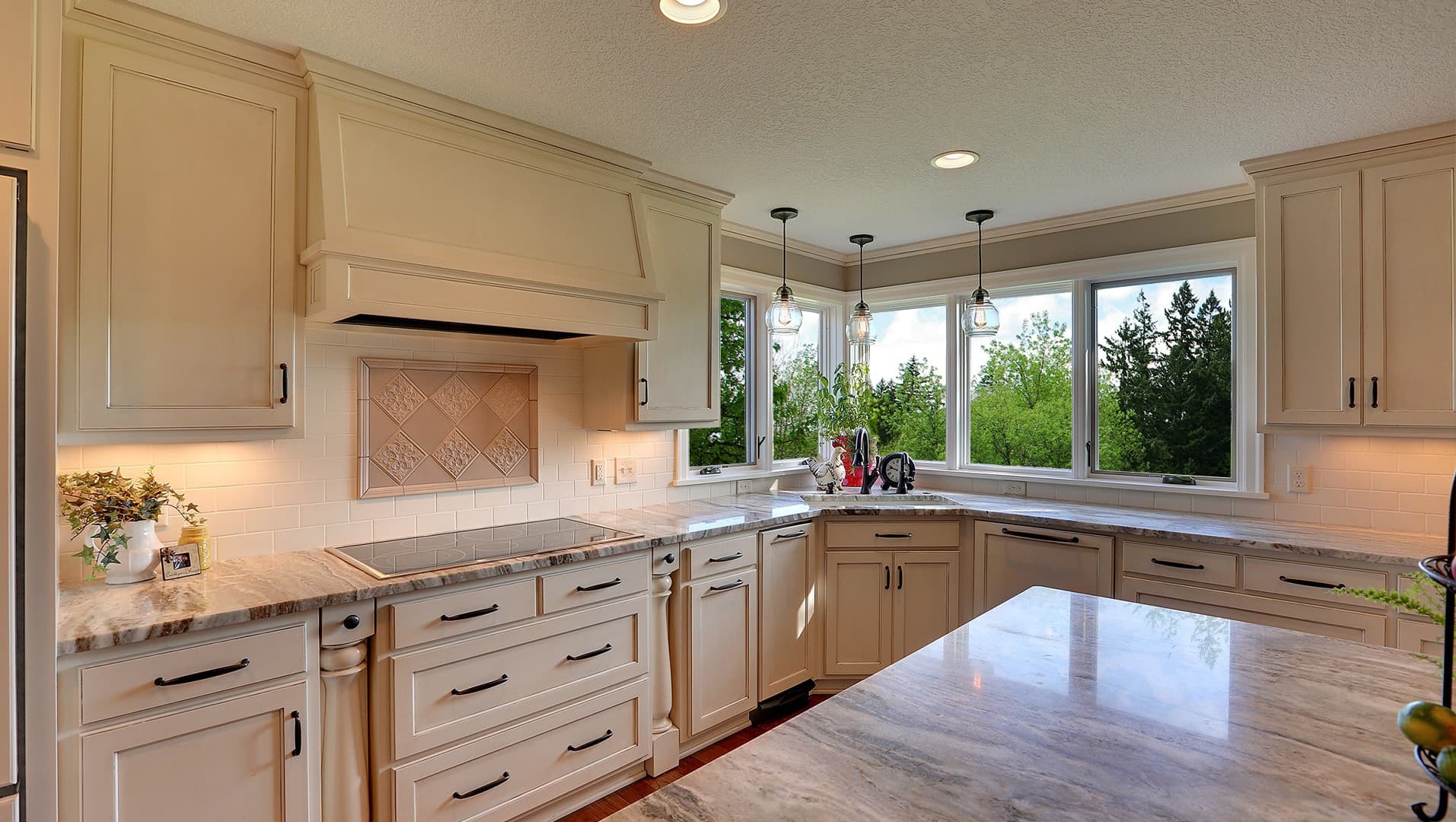 Chaska Cabinets