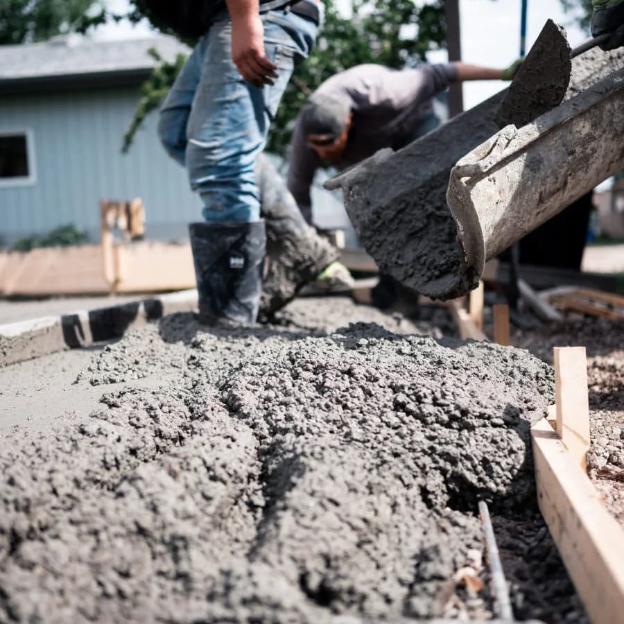 pouring concrete garage pad
