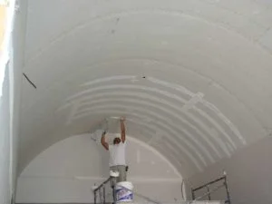 taping-arched-ceiling