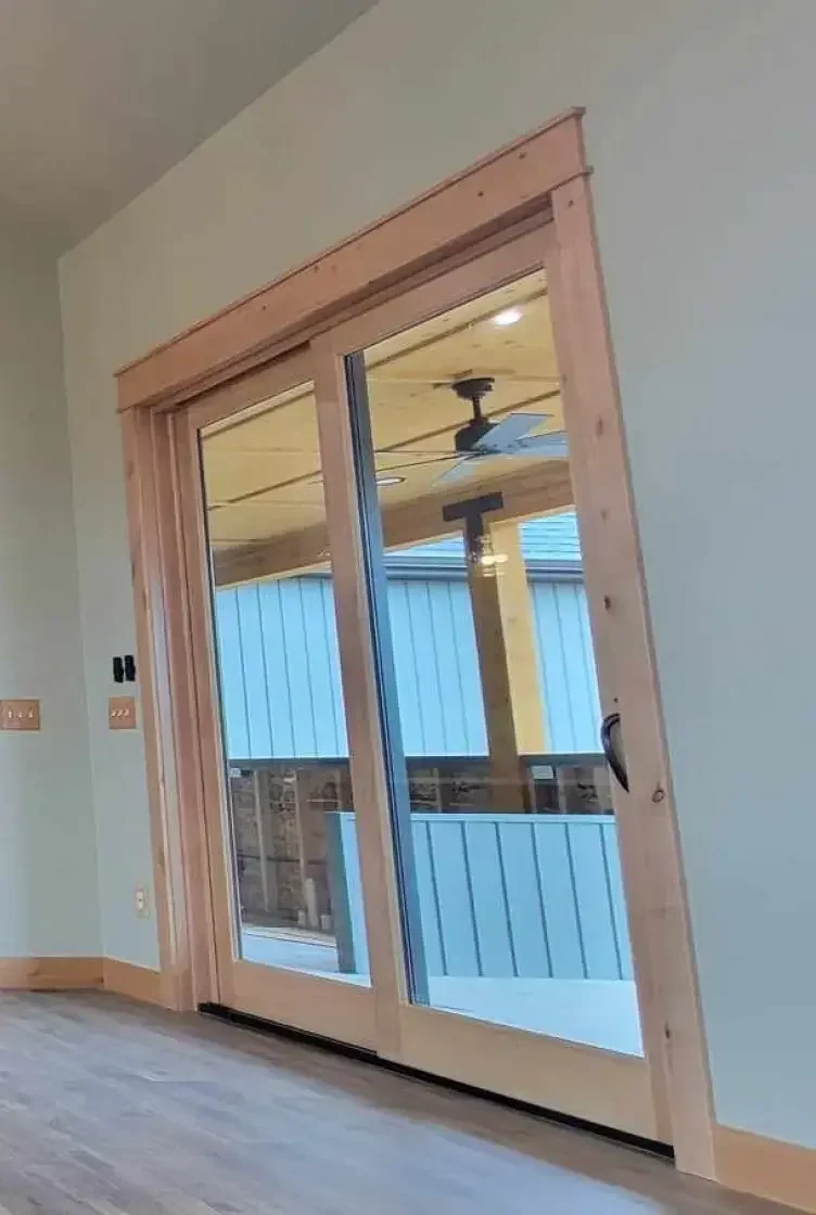 door-img
