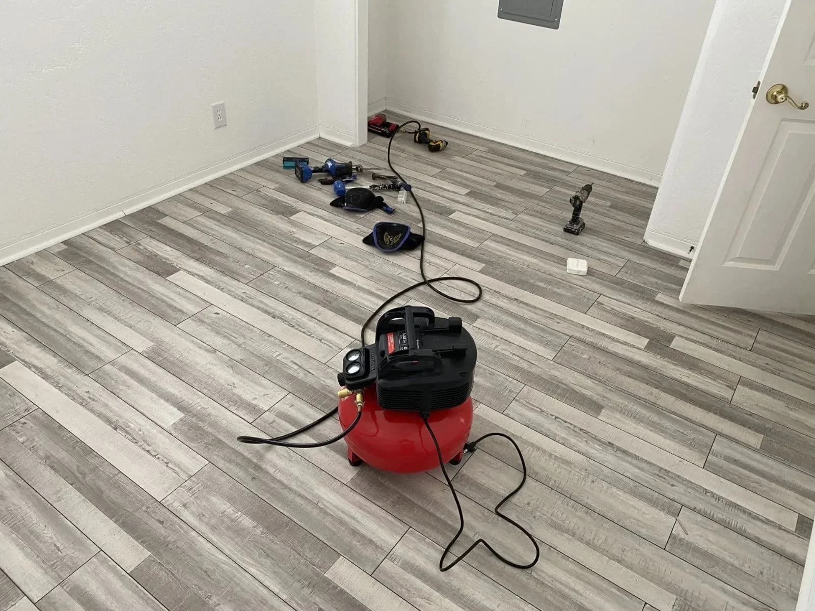 Home interior painting and tools