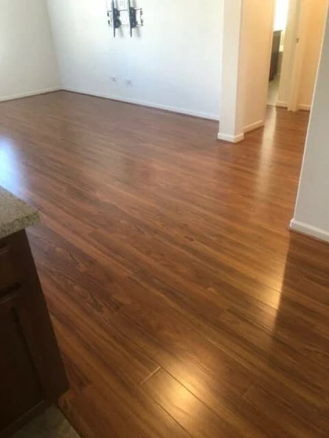 Laminate floor installation