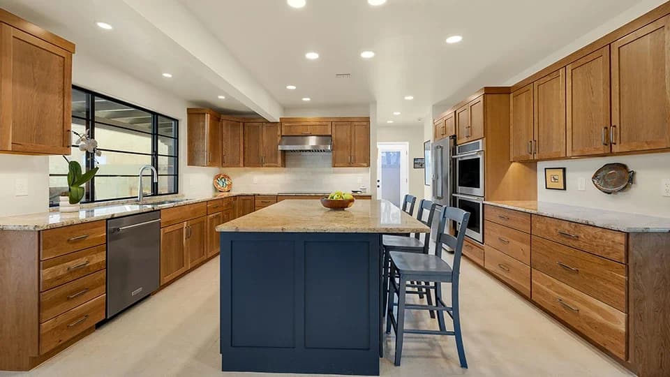 Tucson Cabinets & Stoneworks portfolio photo