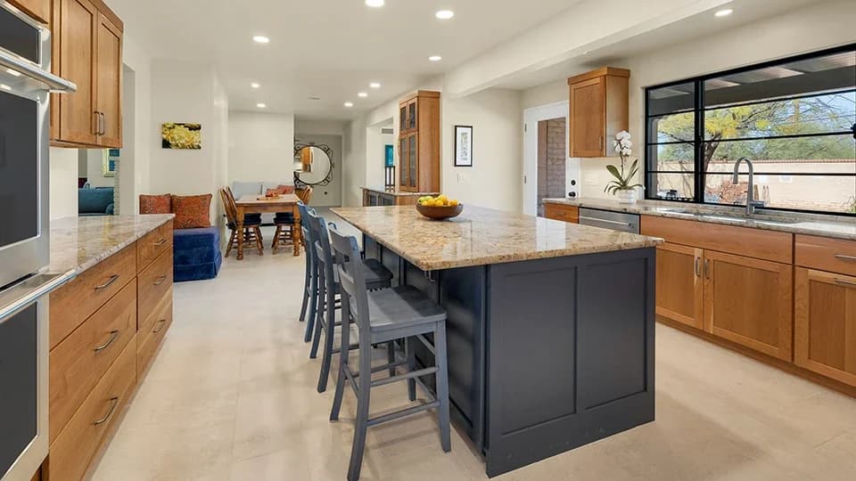 Tucson Cabinets & Stoneworks portfolio photo