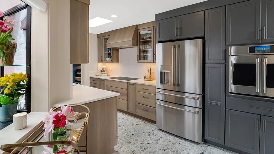 Tucson Cabinets & Stoneworks portfolio photo
