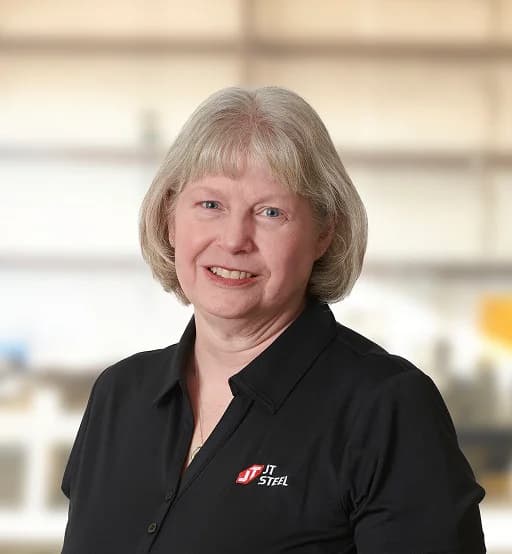 Linda Smith