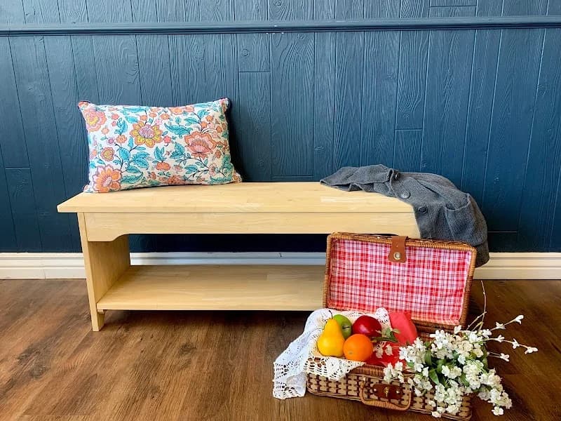 Four Sisters Furniture, Custom Framing & Gifts portfolio photo