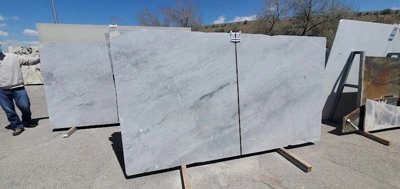 European Stone – Ceramic Tile – Porcelain Tile – Natural Stone Installation portfolio photo