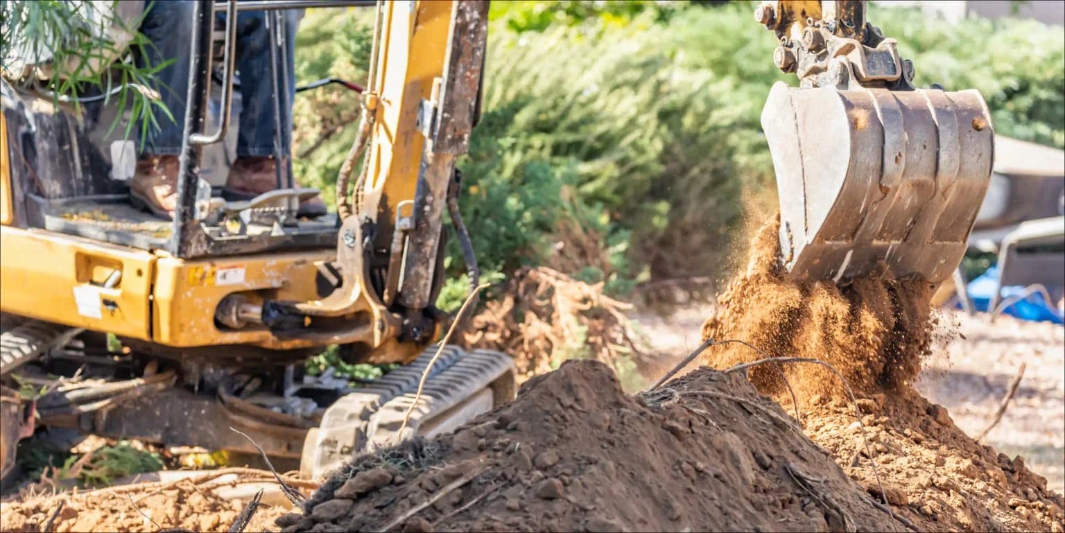 machine excavating