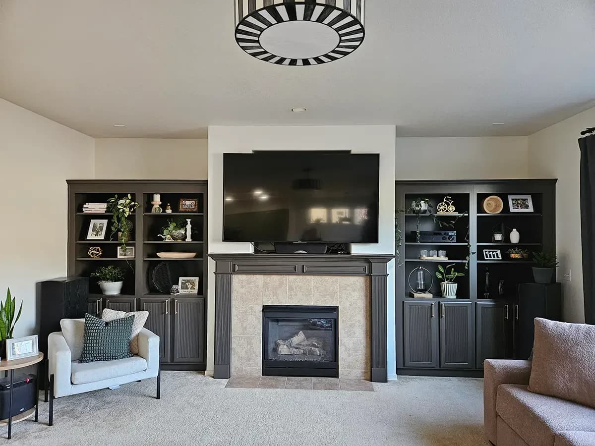 newly painted livng room by JK Paint & Contracting of the portland area