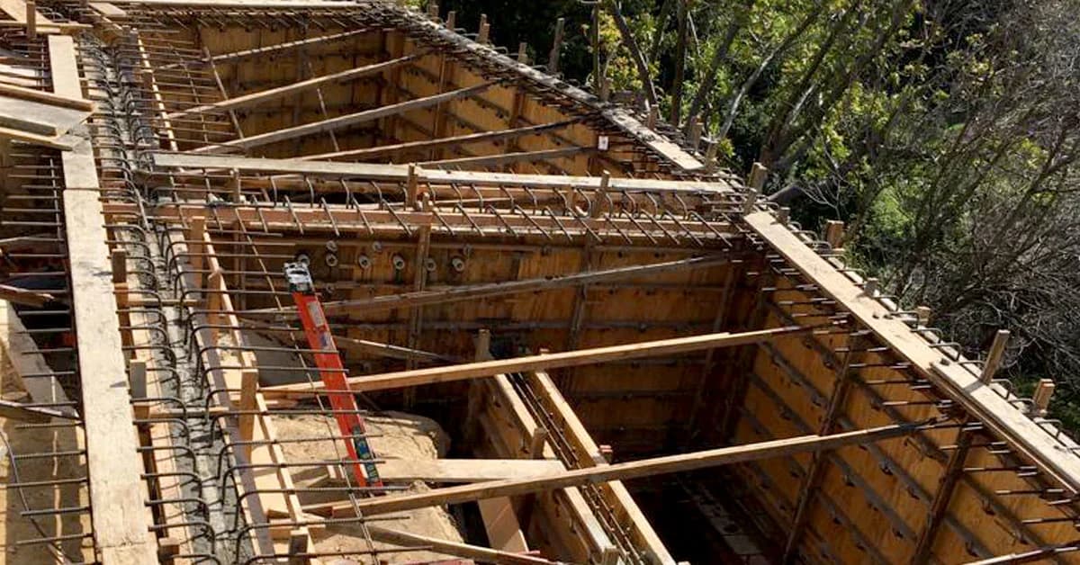 Additions and renovations in Los Angeles