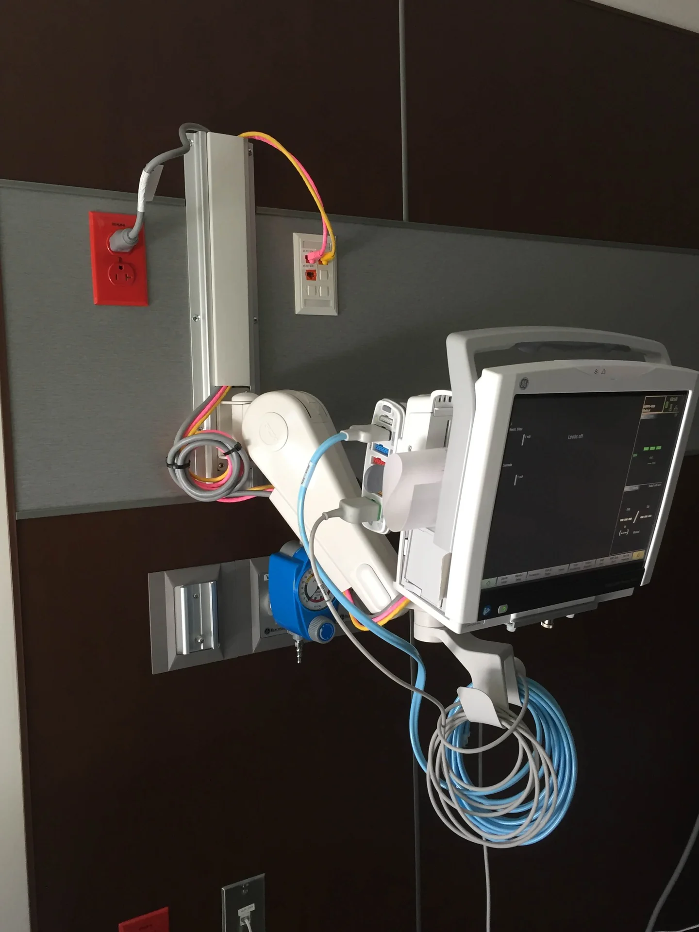 installation of medical screening equipment