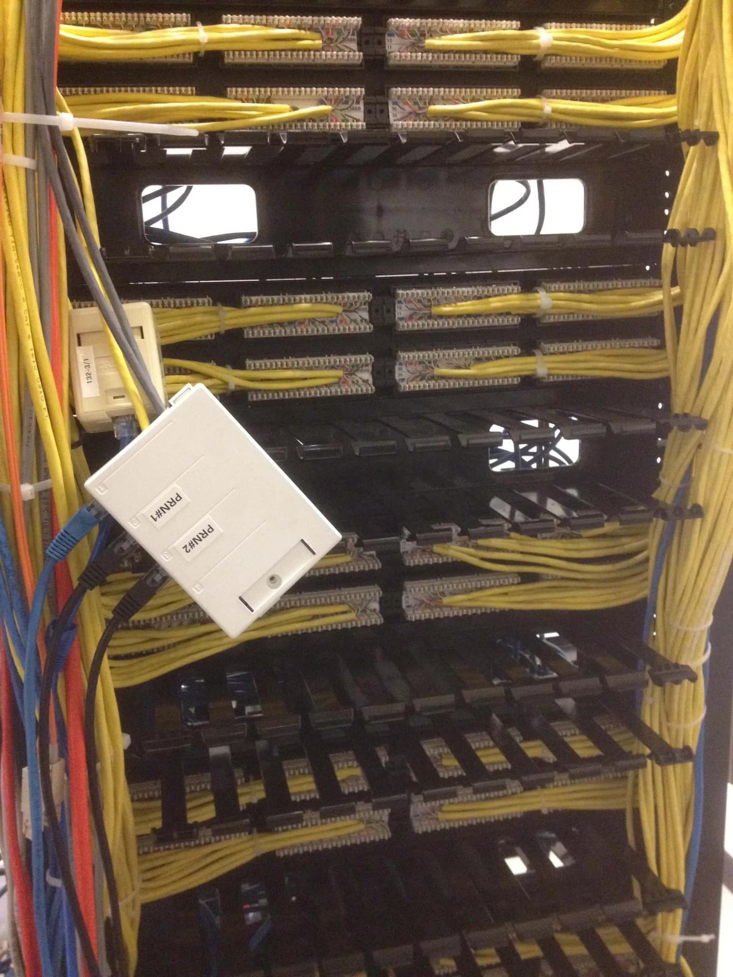 back of server wiring