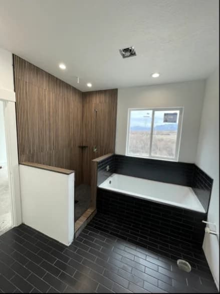 Clarity Glass – Premium Custom Glass for Modern Homes & Businesses portfolio photo