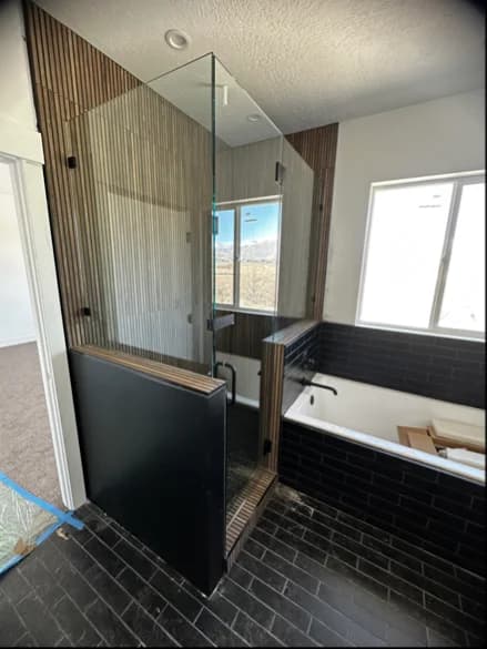 Clarity Glass – Premium Custom Glass for Modern Homes & Businesses portfolio photo