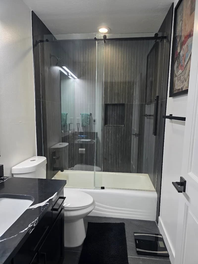 Clarity Glass – Premium Custom Glass for Modern Homes & Businesses portfolio photo