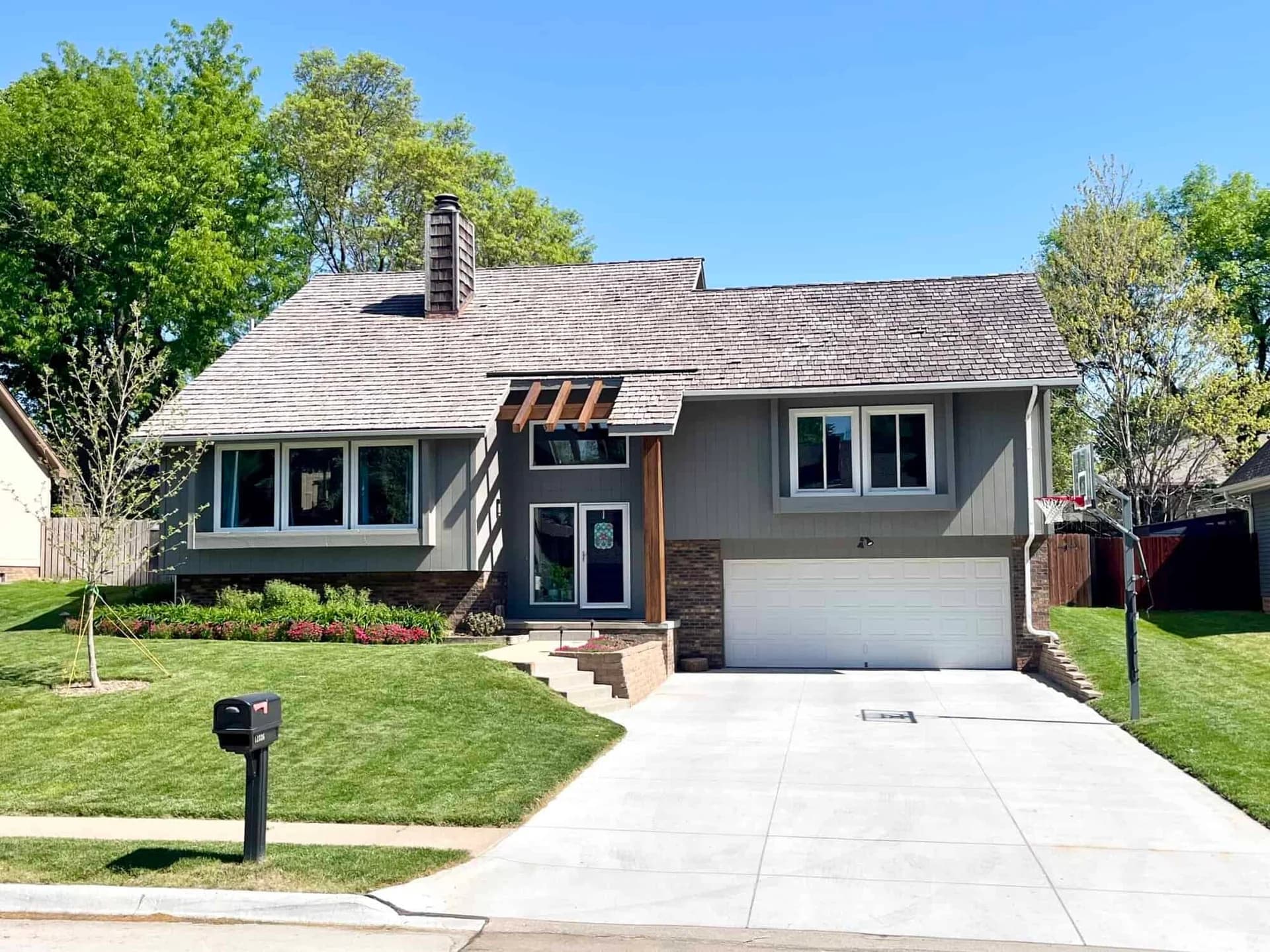 Interior and Exterior Painting for Home Sale in Omaha NE