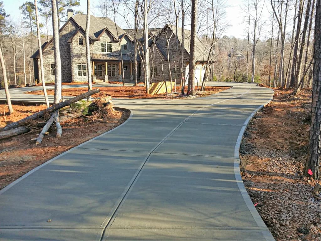 Boss Concrete - Top Concrete Installation | Driveways, Patios, Ready Mix - Boss Concrete