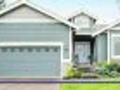 Poulson Garage Doors LLC portfolio photo