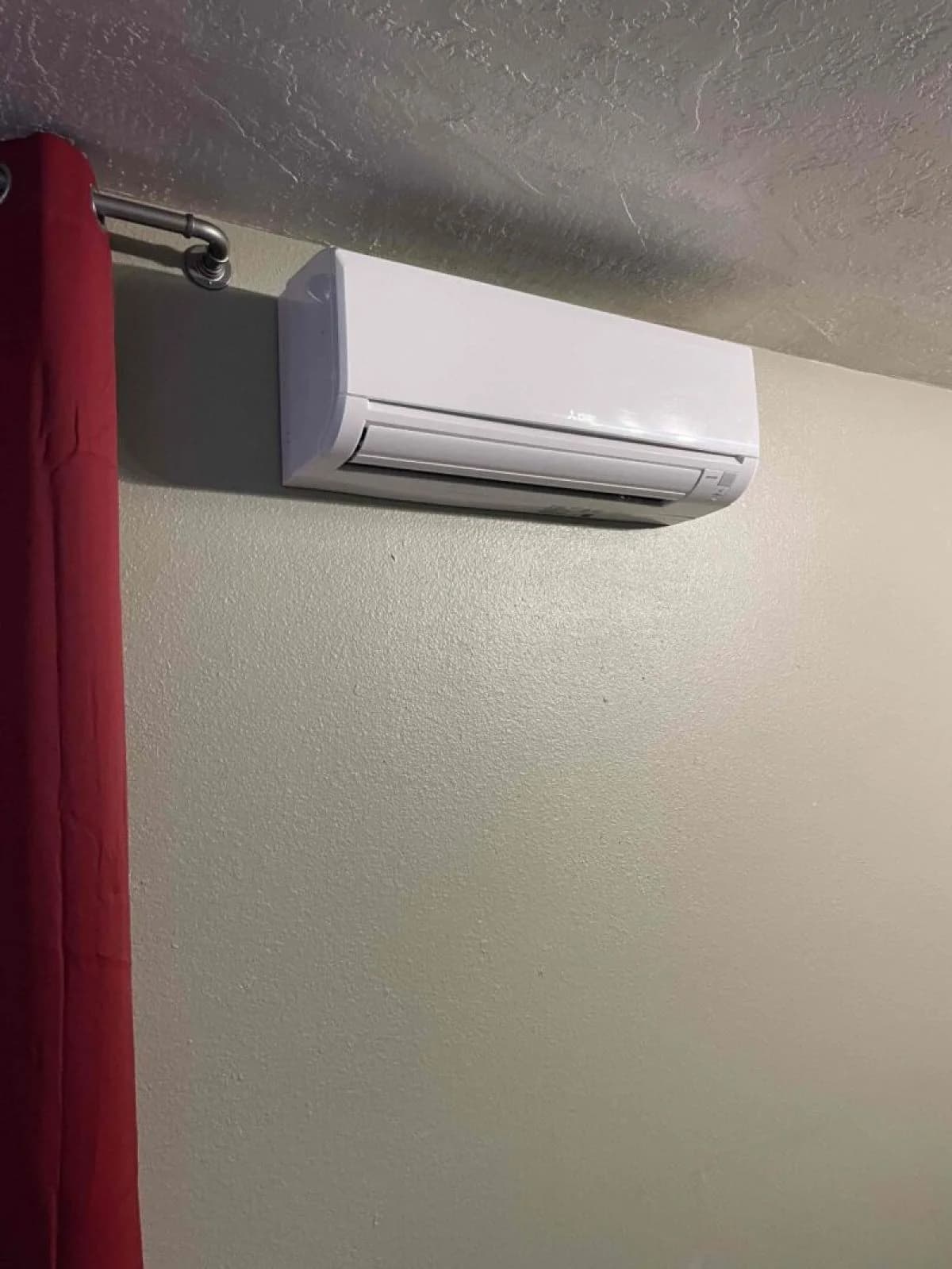 5 Head Ductless Wall Mount Heat Pump Installed in Meridian Idaho