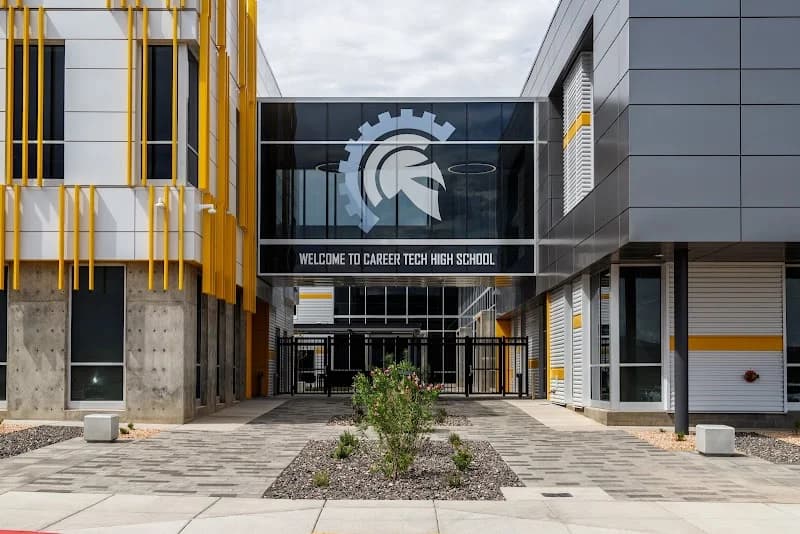 Bud Mahas portfolio photo