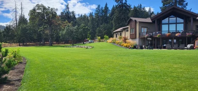 Schelsky's Landscape & Irrigation – Experienced landscapers servicing and creating landscapes in Eugene Oregon and surrounding areas.ress Blog portfolio photo