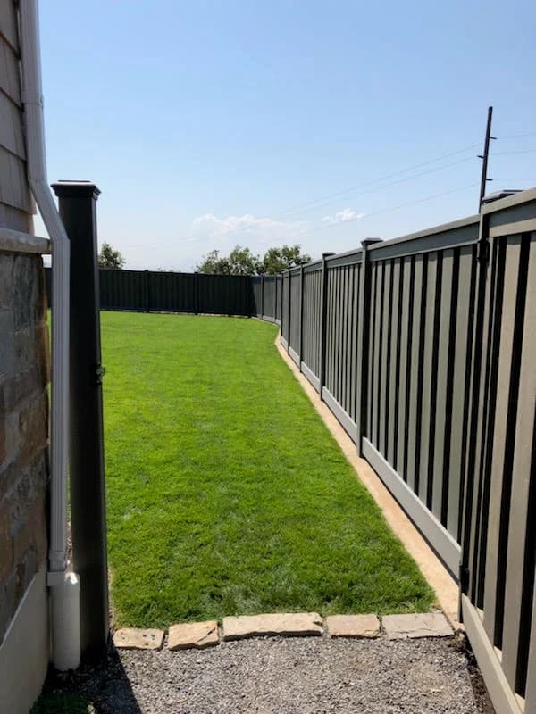 CUSTOM FENCE CO portfolio photo