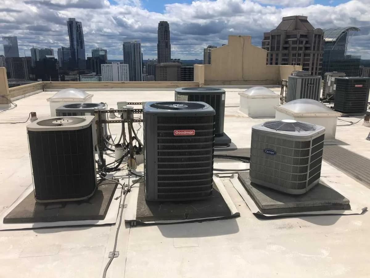 https://hvacofatlanta.com/wp-content/uploads/2020/06/Highrise-commercial-installation_1200x900-1.jpg