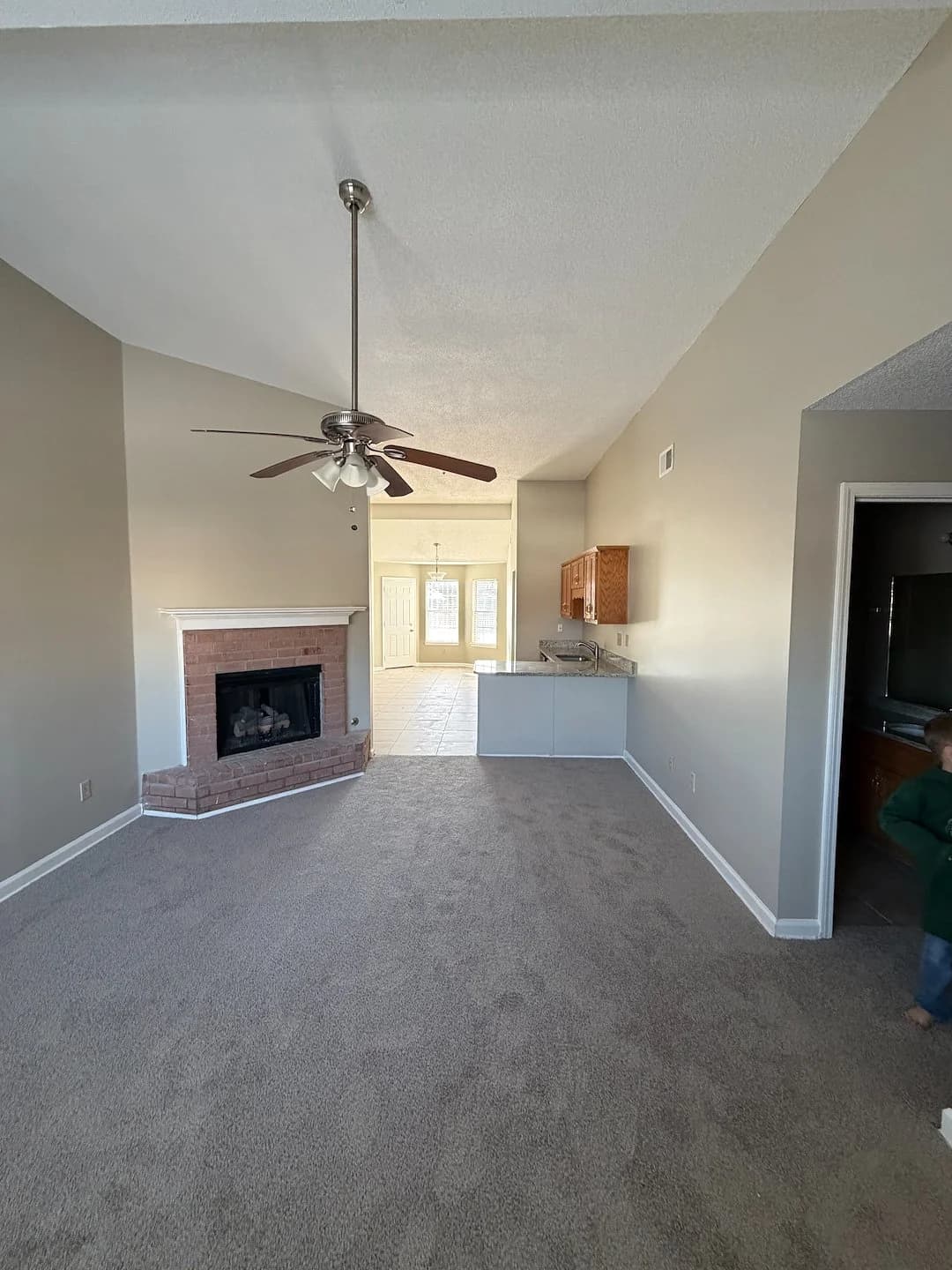 Emergency pipe burst Restoration and Mold remediation in Horn Lake, MS. Thumbnail