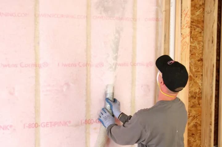 Lynch Insulation | Committed to our Customers portfolio photo