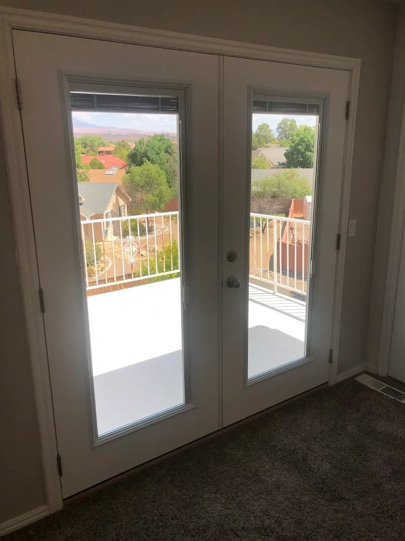 Jones Paint & Glass portfolio photo