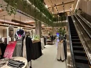 Aritzia Michigan Ave
