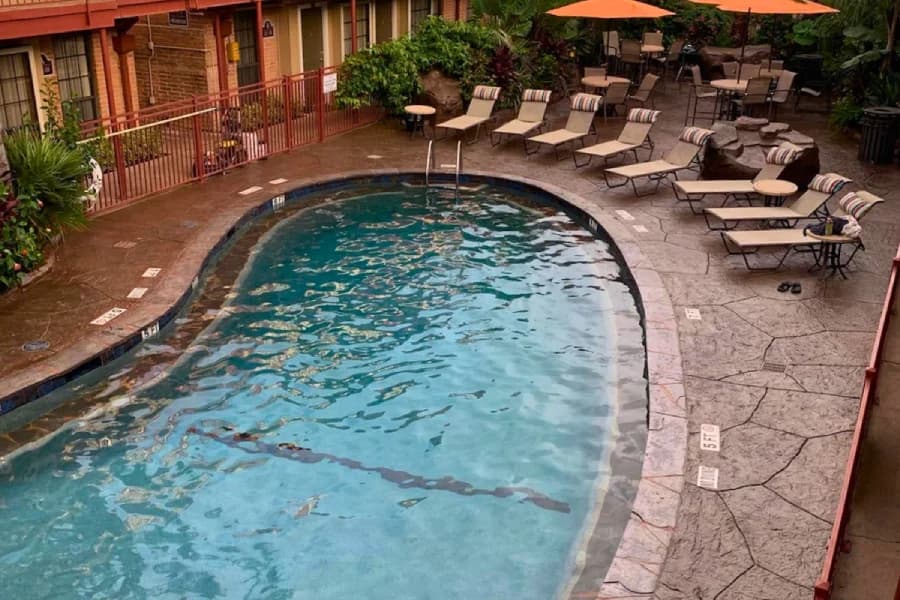 PRIS Concrete builds durable, beautiful concrete for Houston homes.