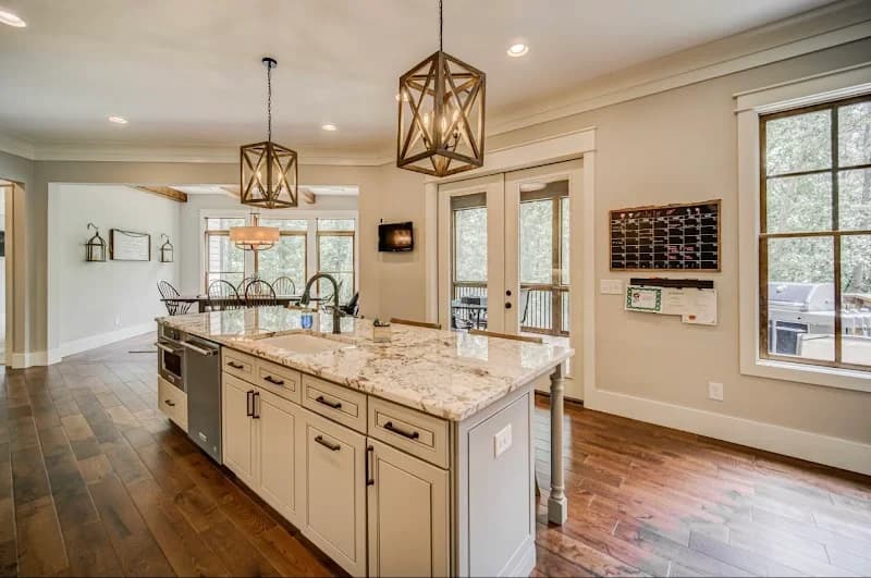 MC Tops LLC portfolio photo