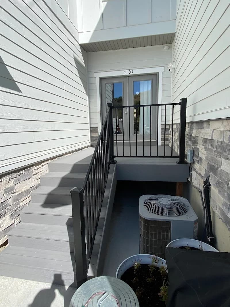 Hansen Fence & Deck LLC portfolio photo