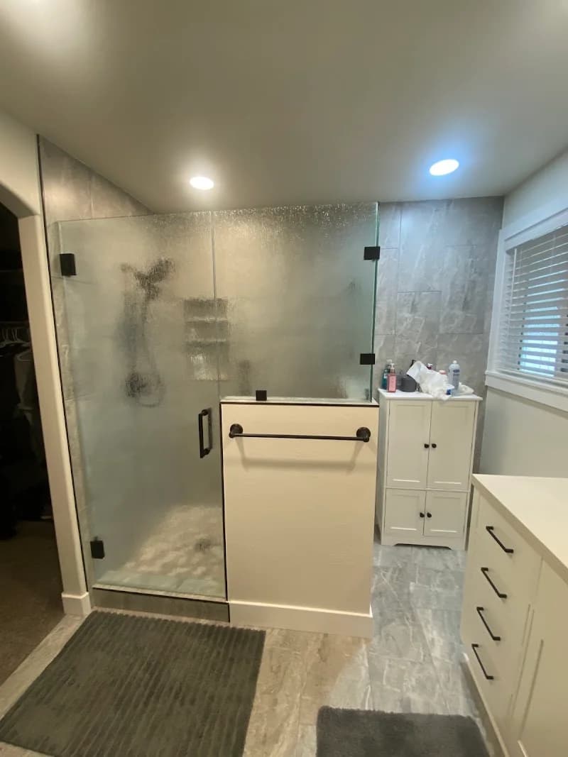 Bay Glass & Shower Doors portfolio photo
