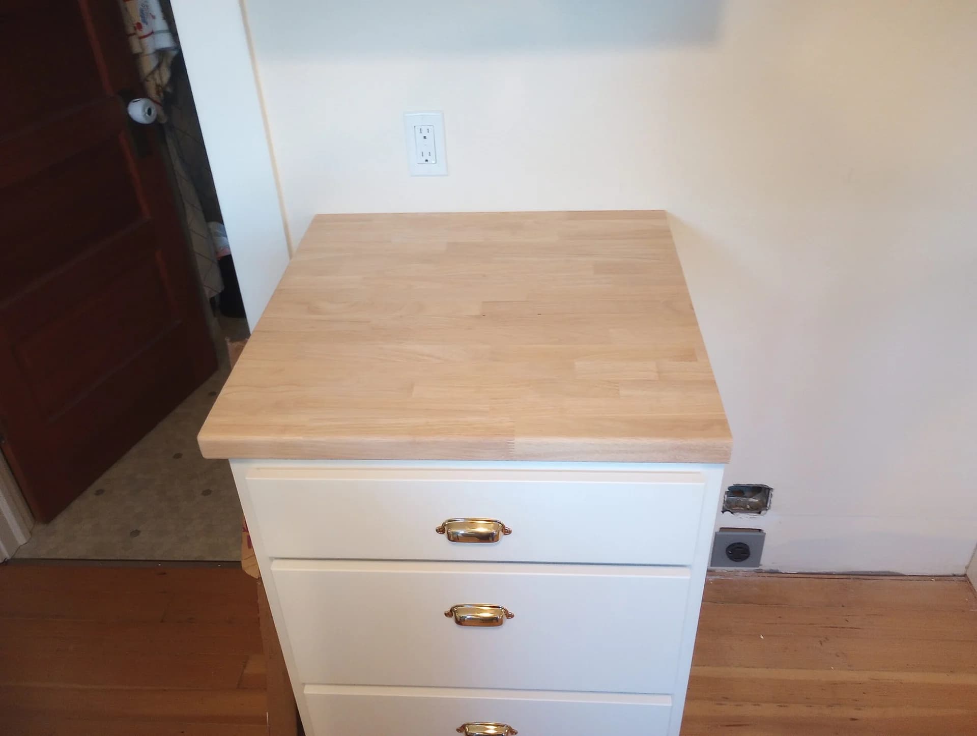 Old Mill Cabinets & Countertops portfolio photo