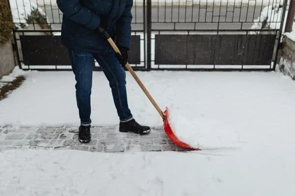 5 Essential Electrical Safety Tips for Utah Winters