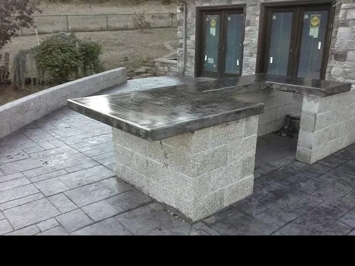 Exposed aggregate concrete driveway with control joints