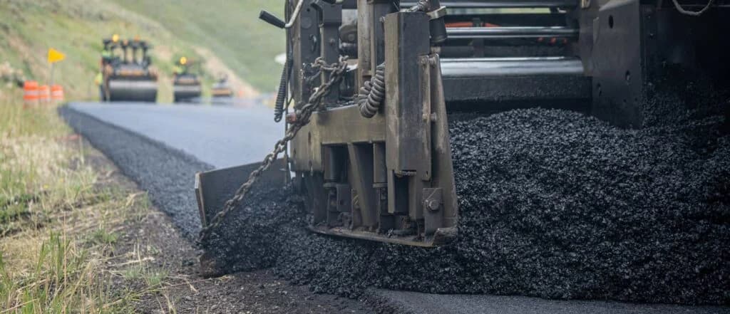SMA paving on SR-68 at Electric Lake