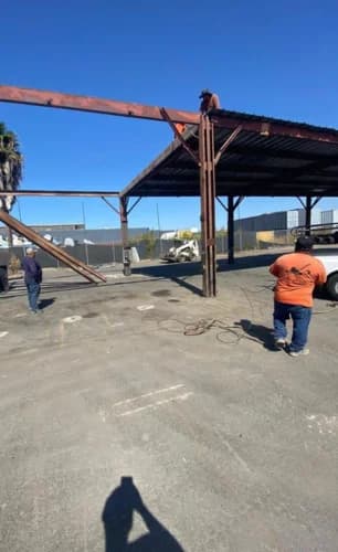 Exterior Demolition - Demoleaders