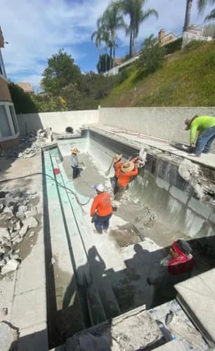 Pool Demolition - Demoleaders