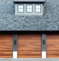 planks cedar accents