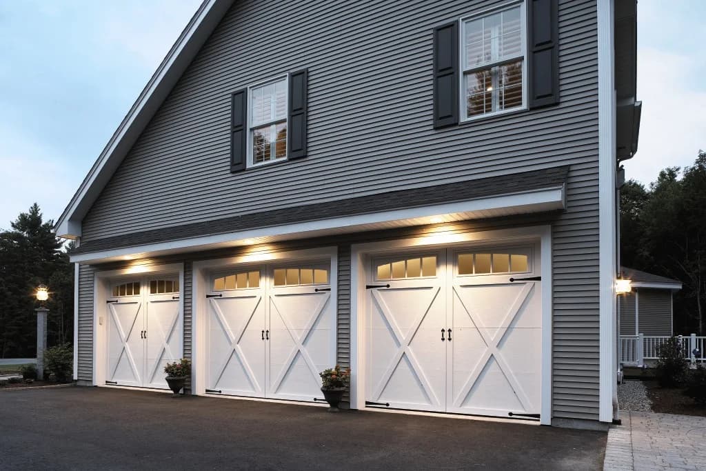 Courtyard Model 377T