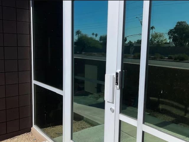Commercial door with keypad access control