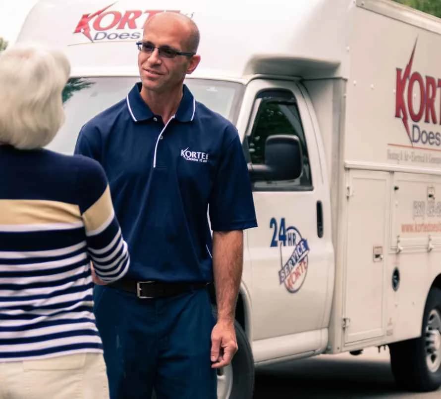 Korte and customer