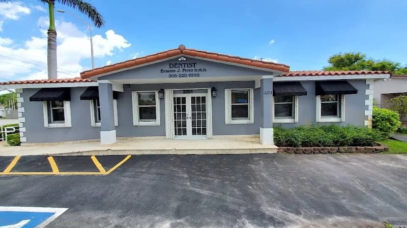 Ernesto Perez portfolio photo