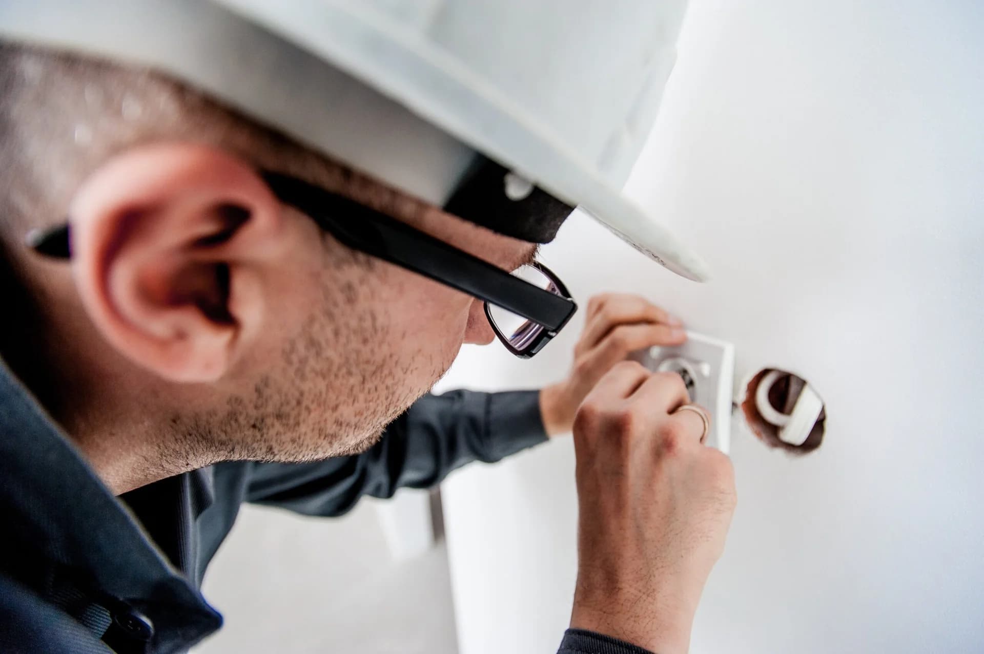 Commercial Electrical Work Rinder Electric