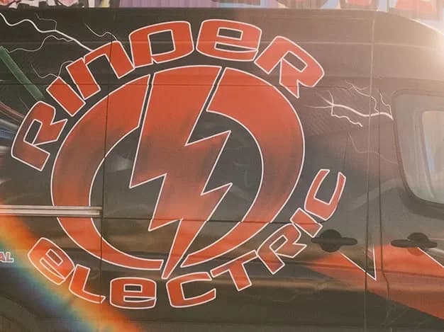 rinder-electric-about-us-img-danna